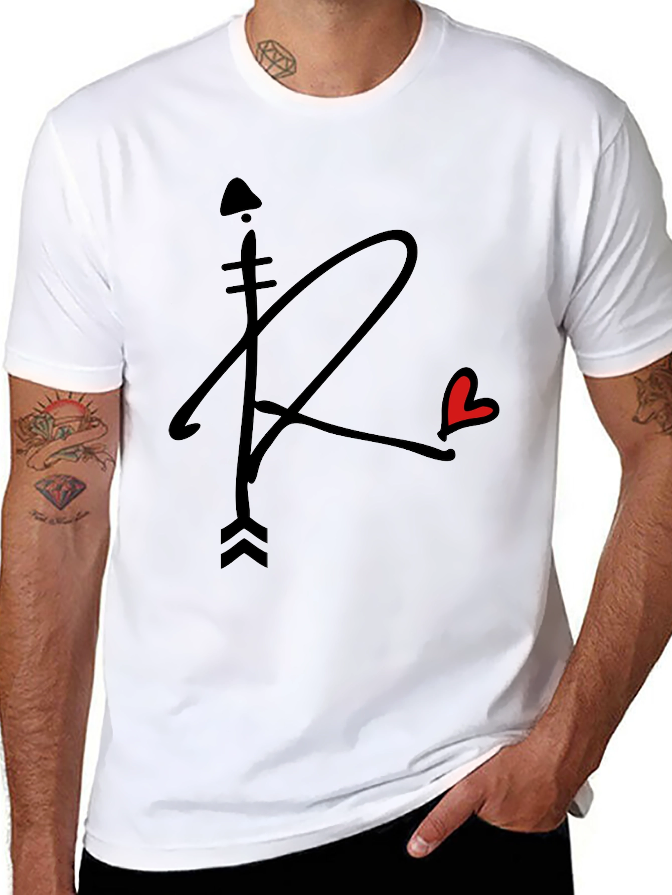 Arrow Heart Graphic Tee - Stylish Black T-Shirt