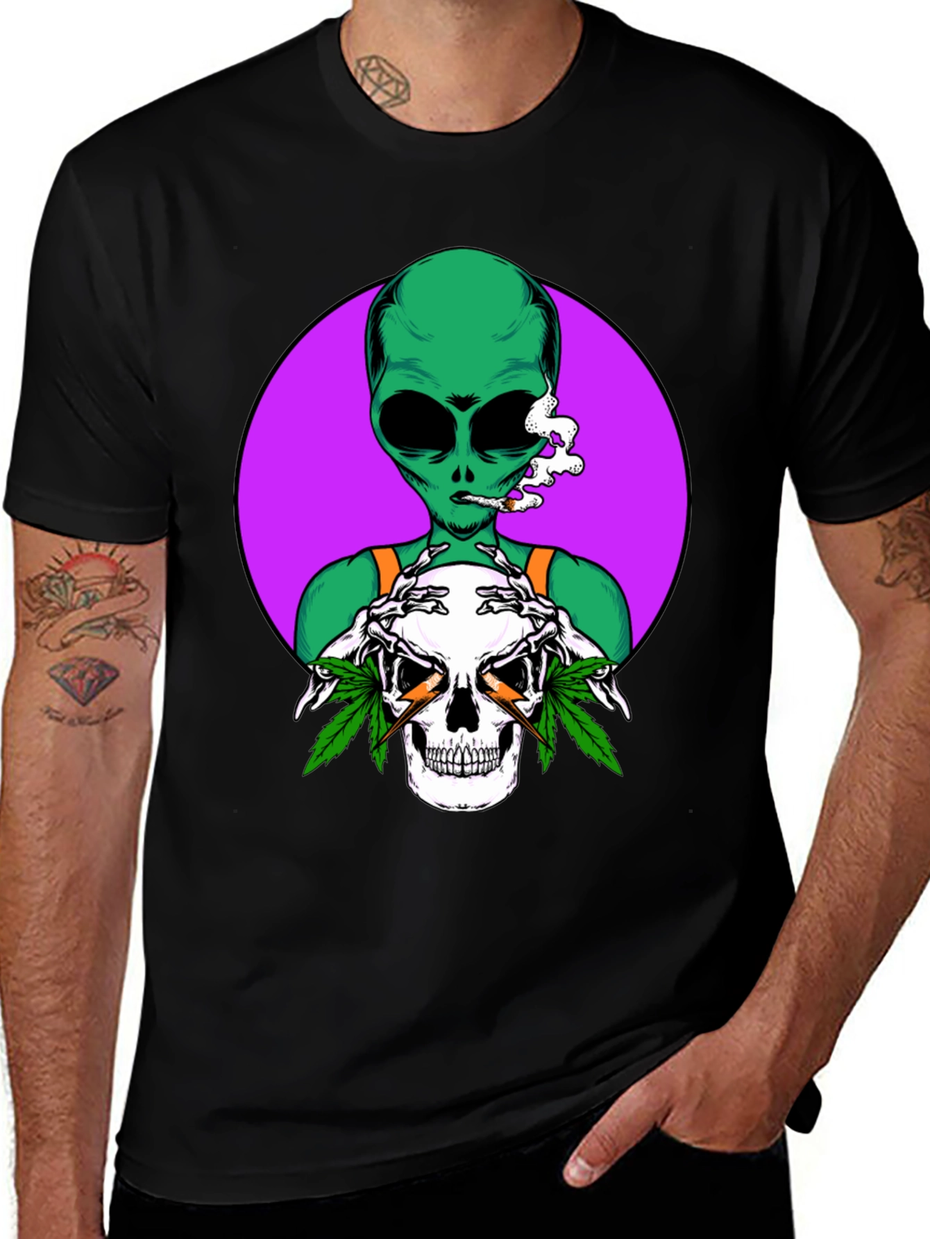 Alien Skull Graphic T-Shirt