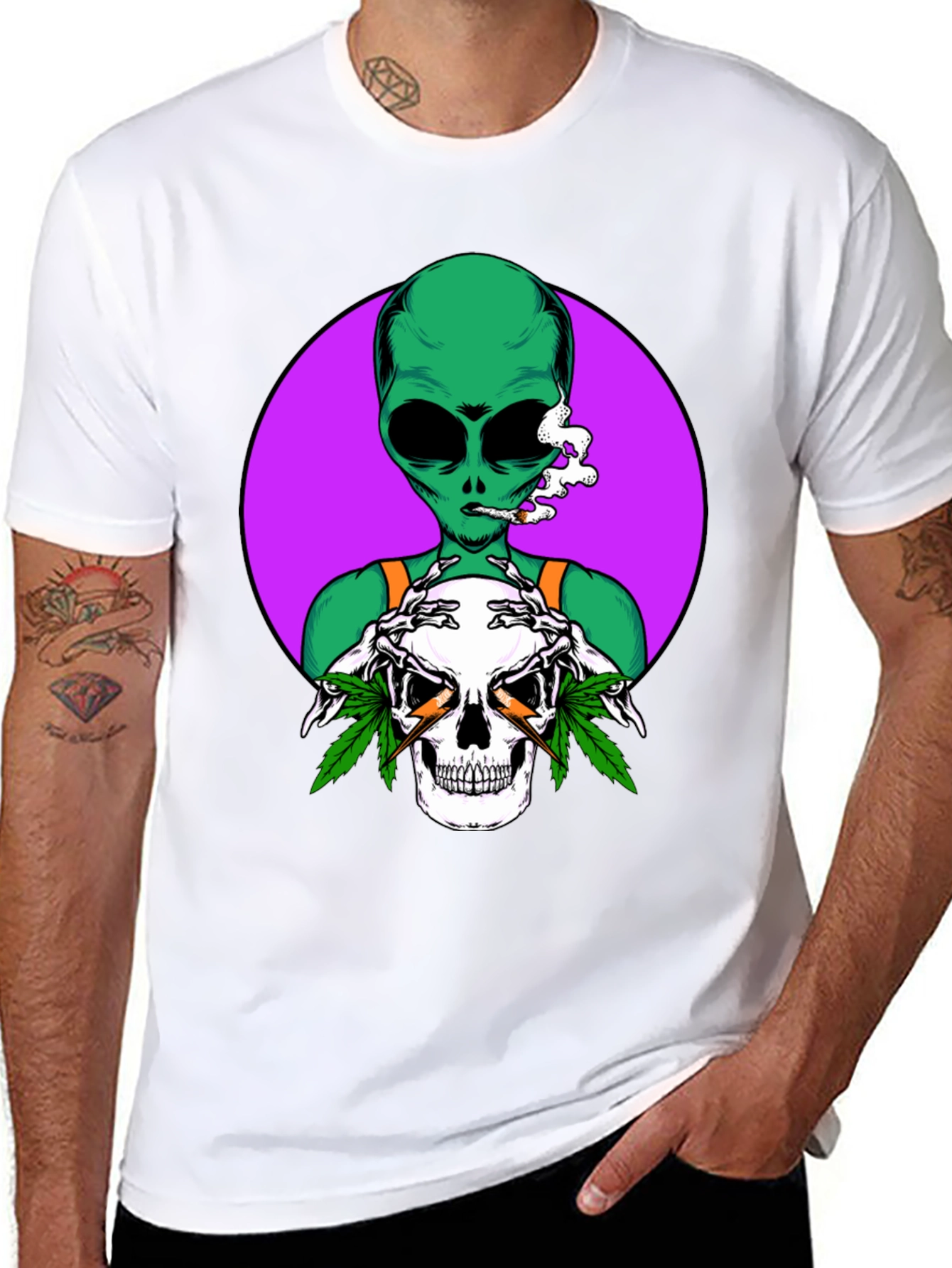 Alien Skull Graphic T-Shirt