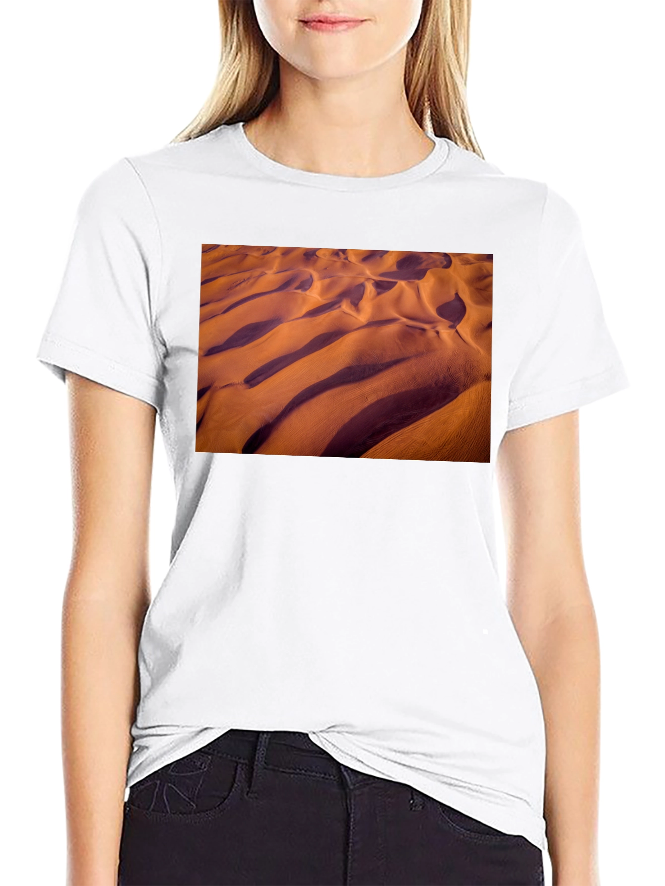 Desert Sands Graphic Tee - Stylish Black T-Shirt