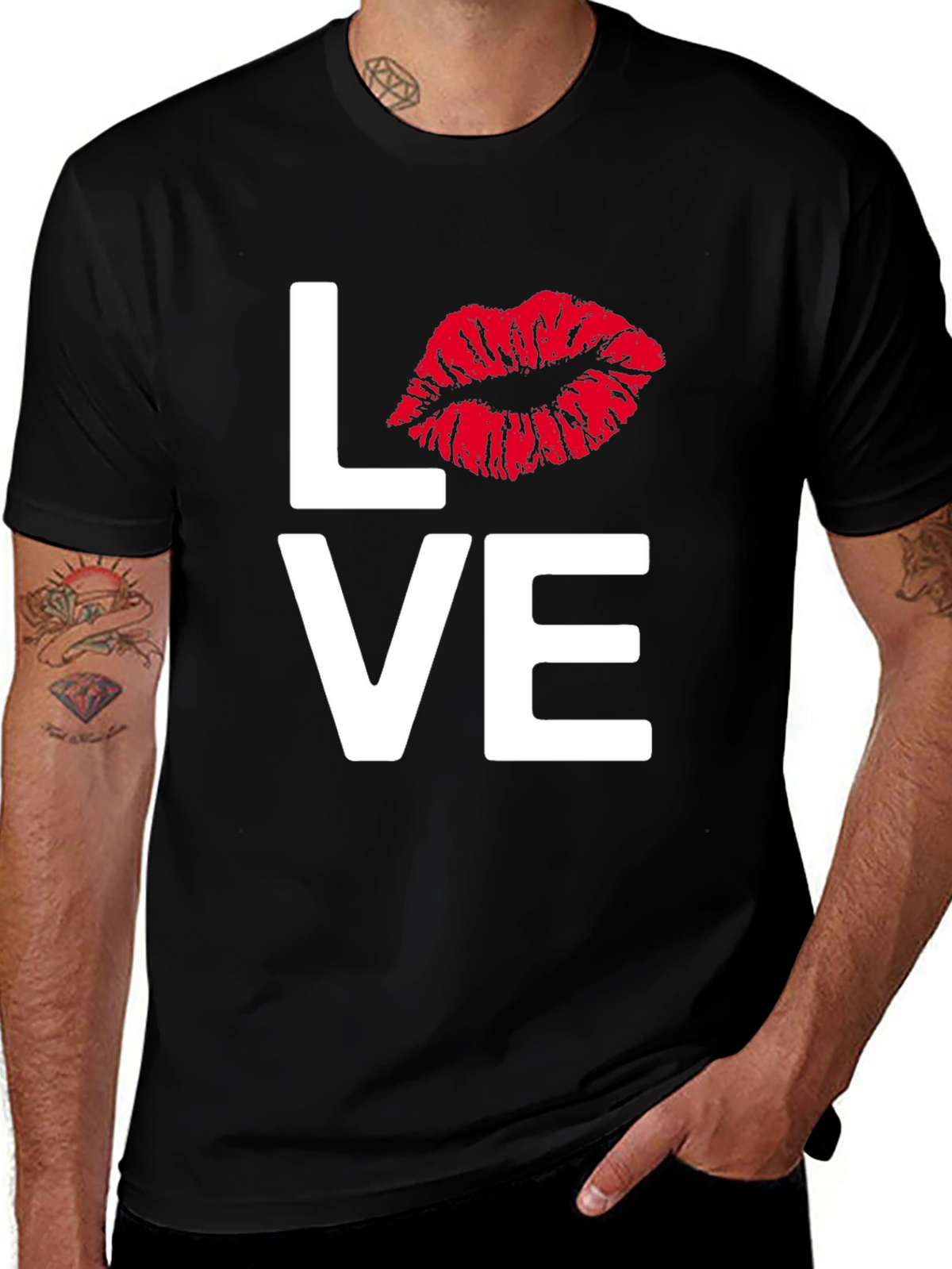 LOVE Lips Graphic Tee - Black