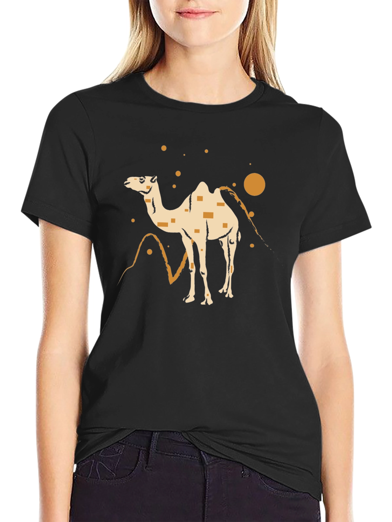 Camel Desert T-Shirt - Stylish Graphic Tee
