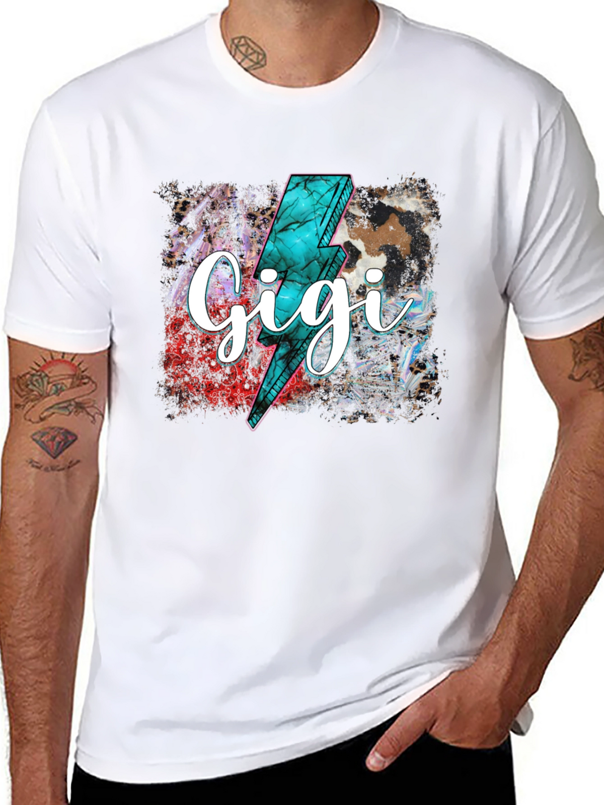 Gigi Lightning Bolt Graphic Tee - Trendy Comfort