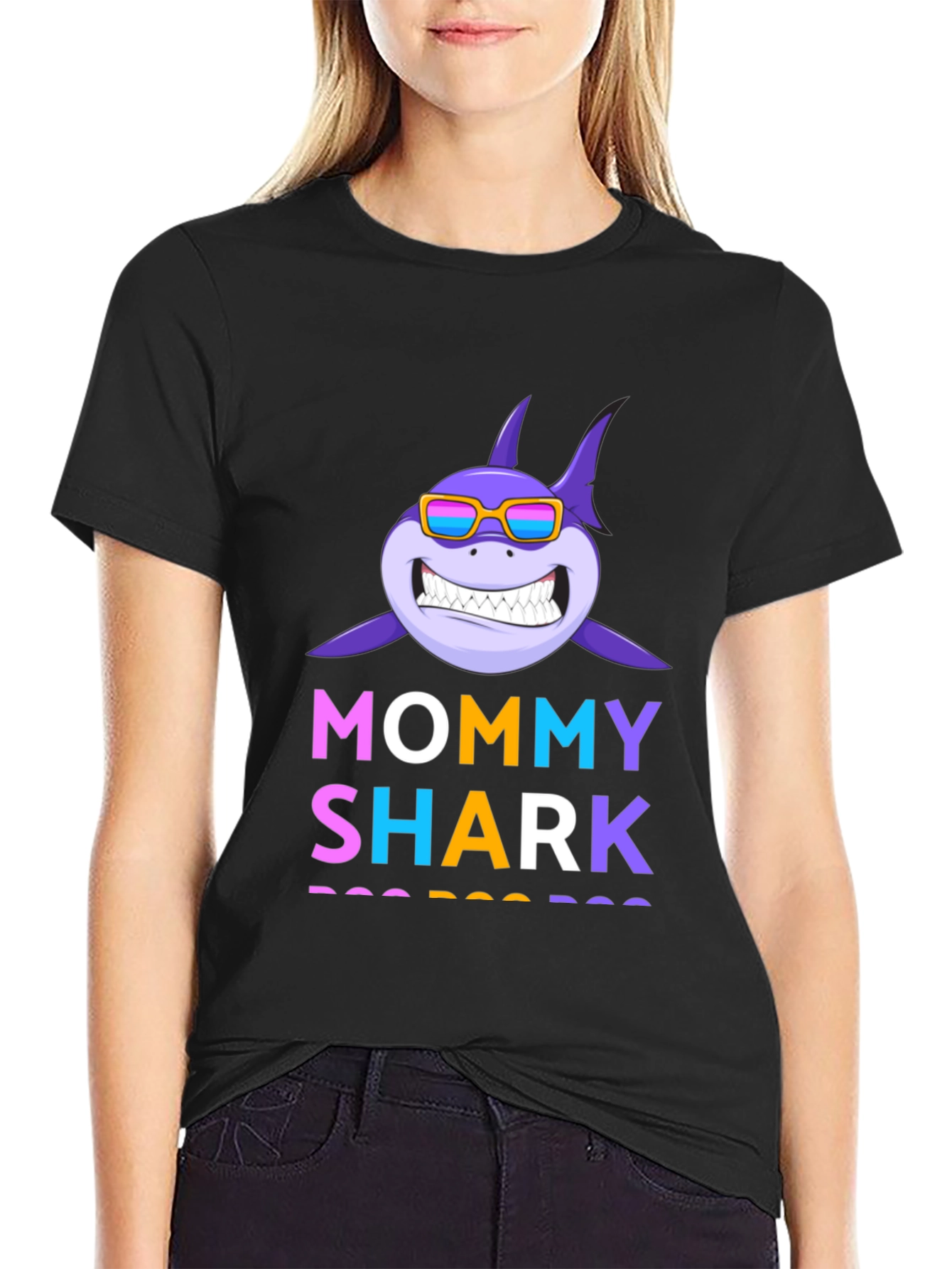 Mommy Shark Graphic Tee - Fun Family Apparel