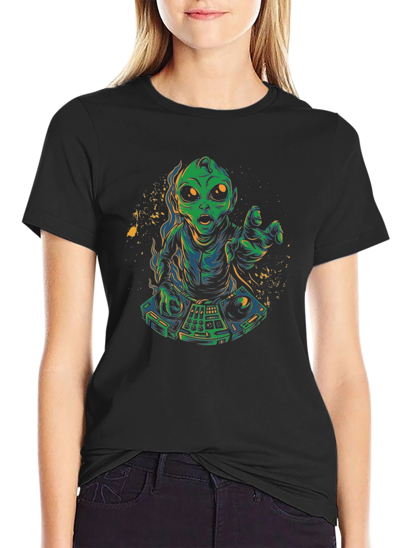Alien DJ Graphic T-Shirt