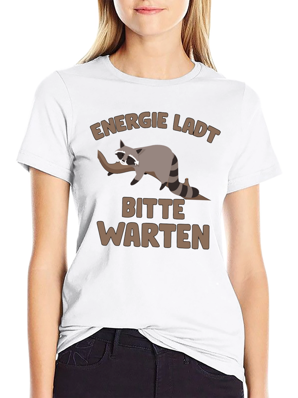 Funny Raccoon T-Shirt - Energie Lädt Bitte Warten