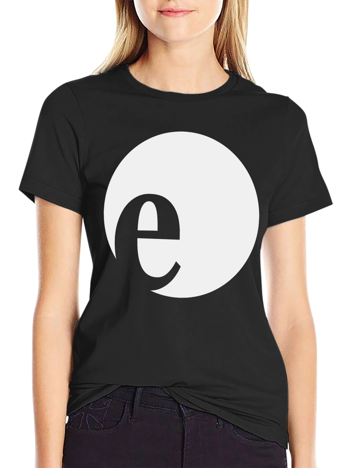 Minimalist e Circle Black T-Shirt