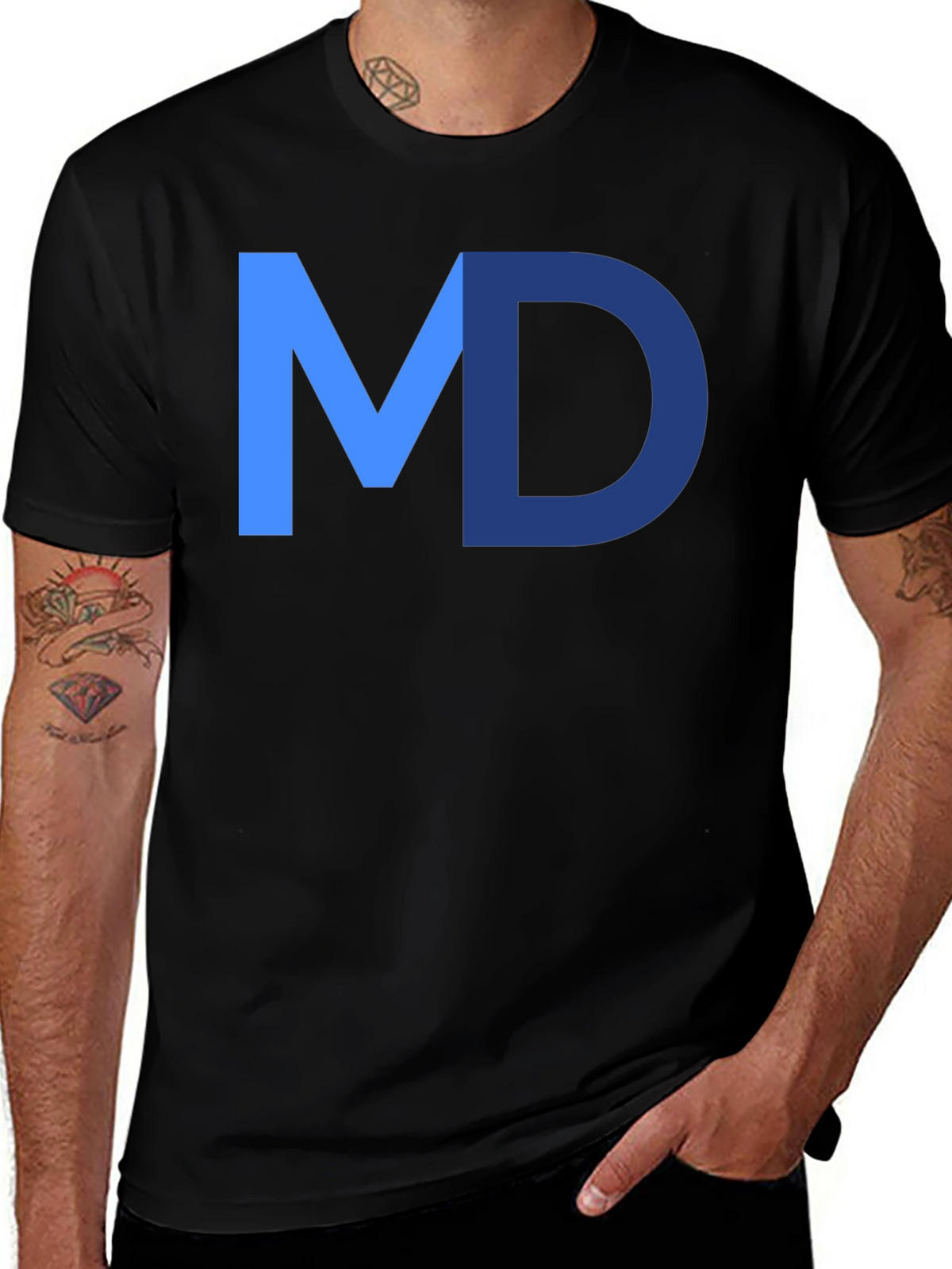 MD Initial Graphic Tee - Modern Style