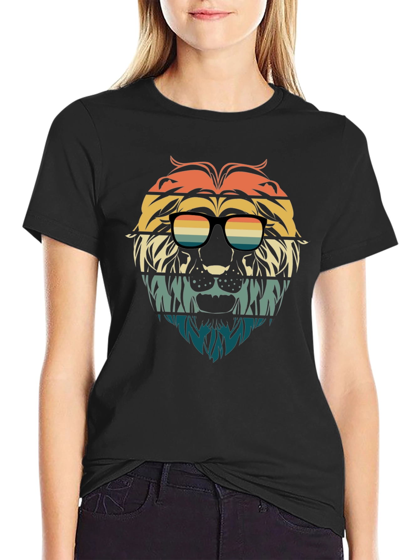 Retro Lion Graphic Tee - Stylish Animal Design T-Shirt