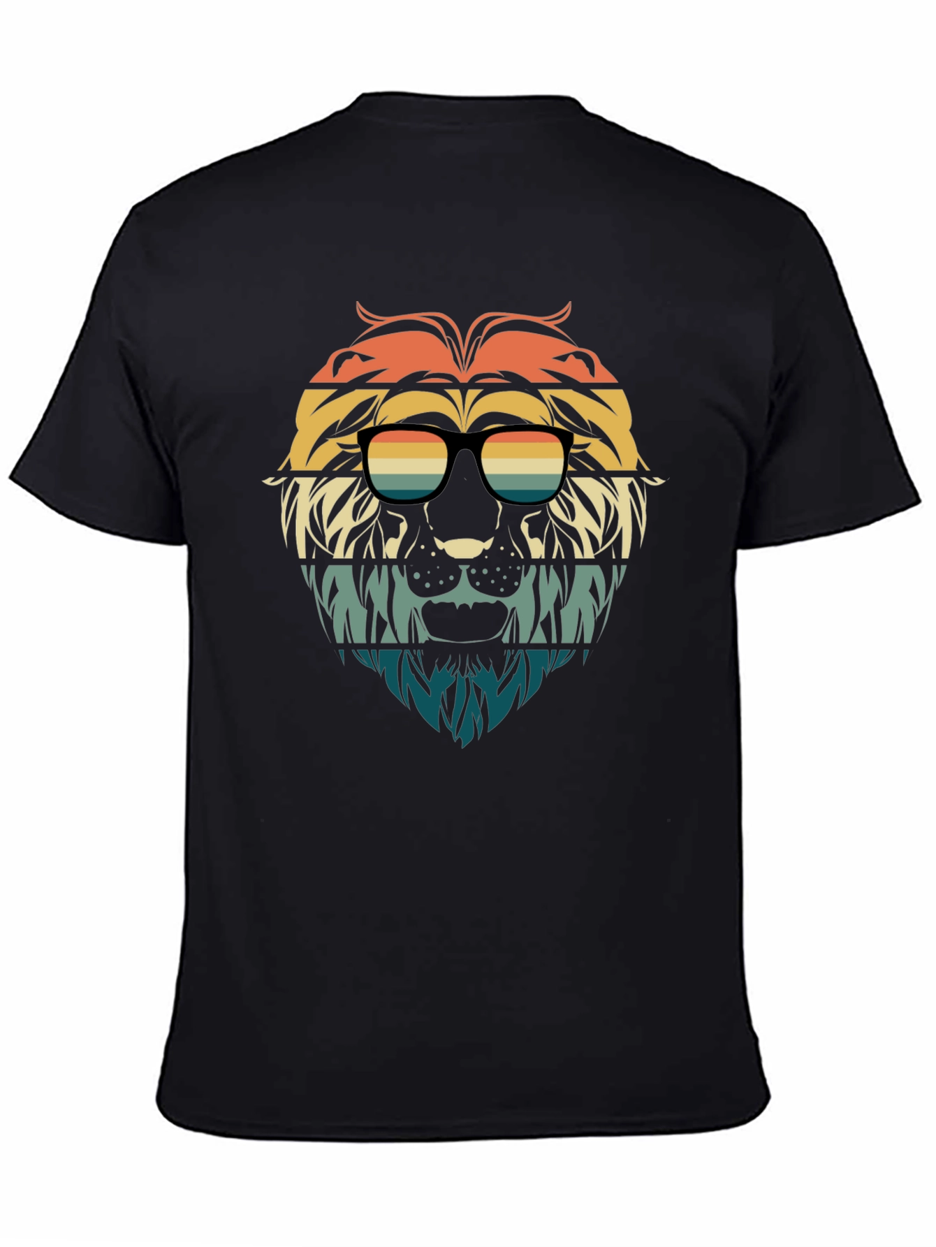 Retro Lion Graphic Tee - Stylish Animal Design T-Shirt