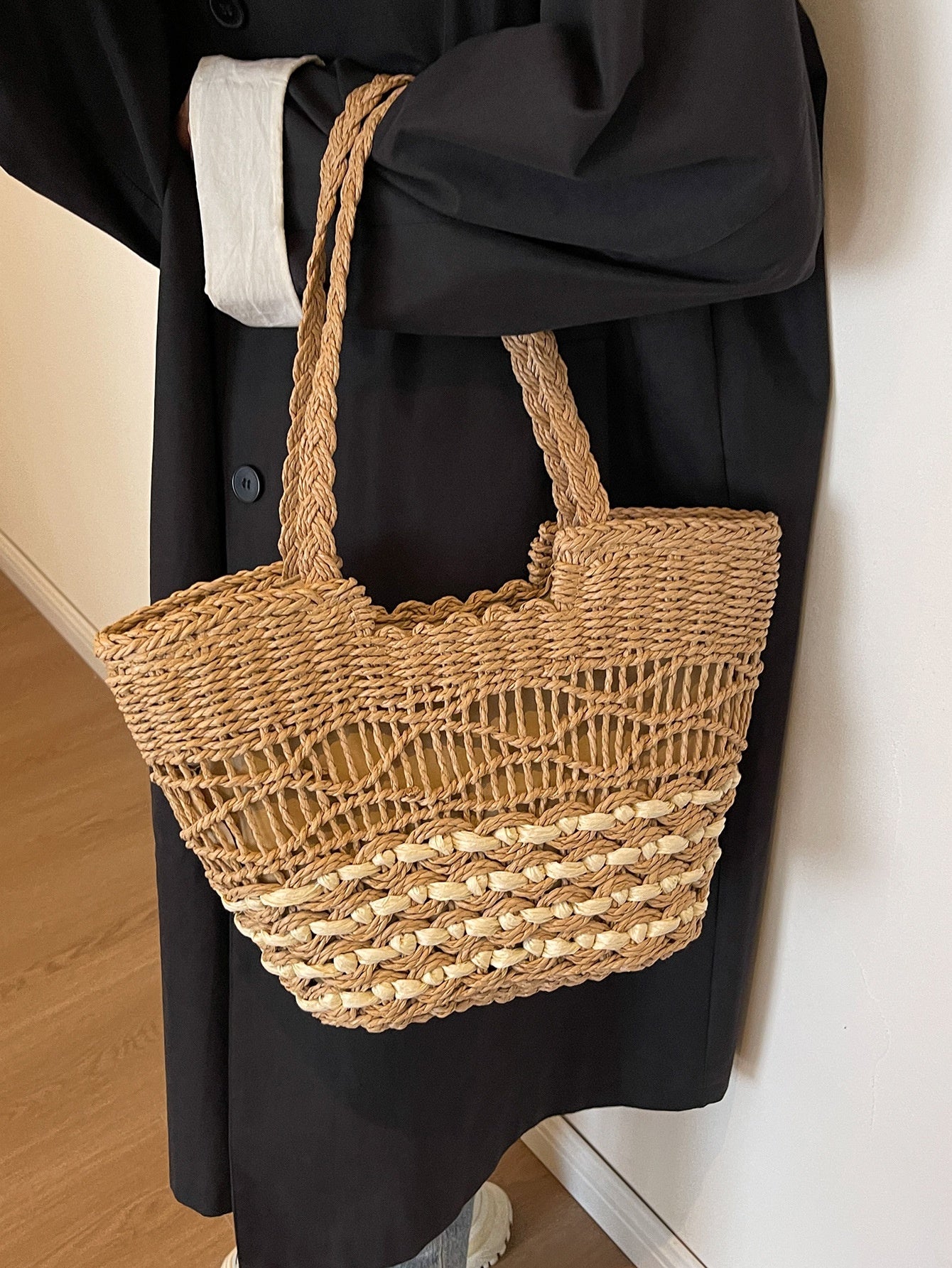 Elegant Large Capacity Straw Tote Bag - Perfect for Vacation or Daily Use