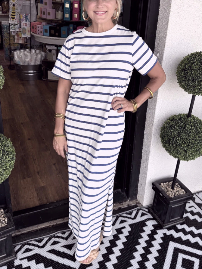 Women's Casual Side Pocket Stripe Round Neck Side-Slit Short Sleeve Maxi Dress