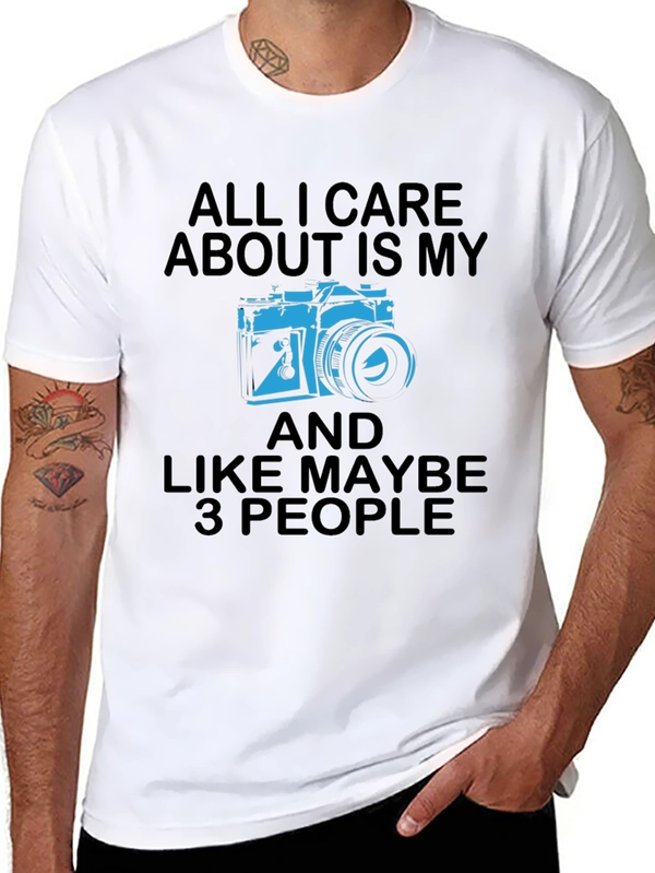 Funny Photographer T-Shirt - Camera & 3 People