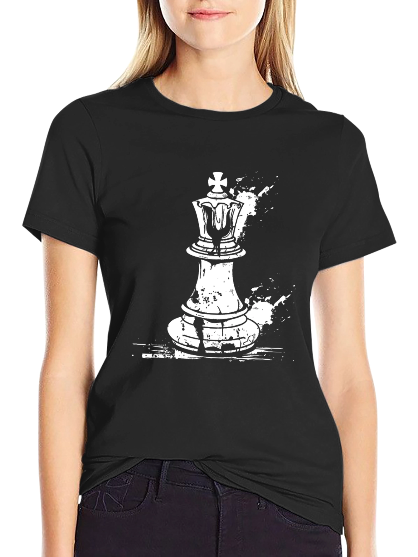 Chess King Graphic Tee - Stylish Black T-Shirt