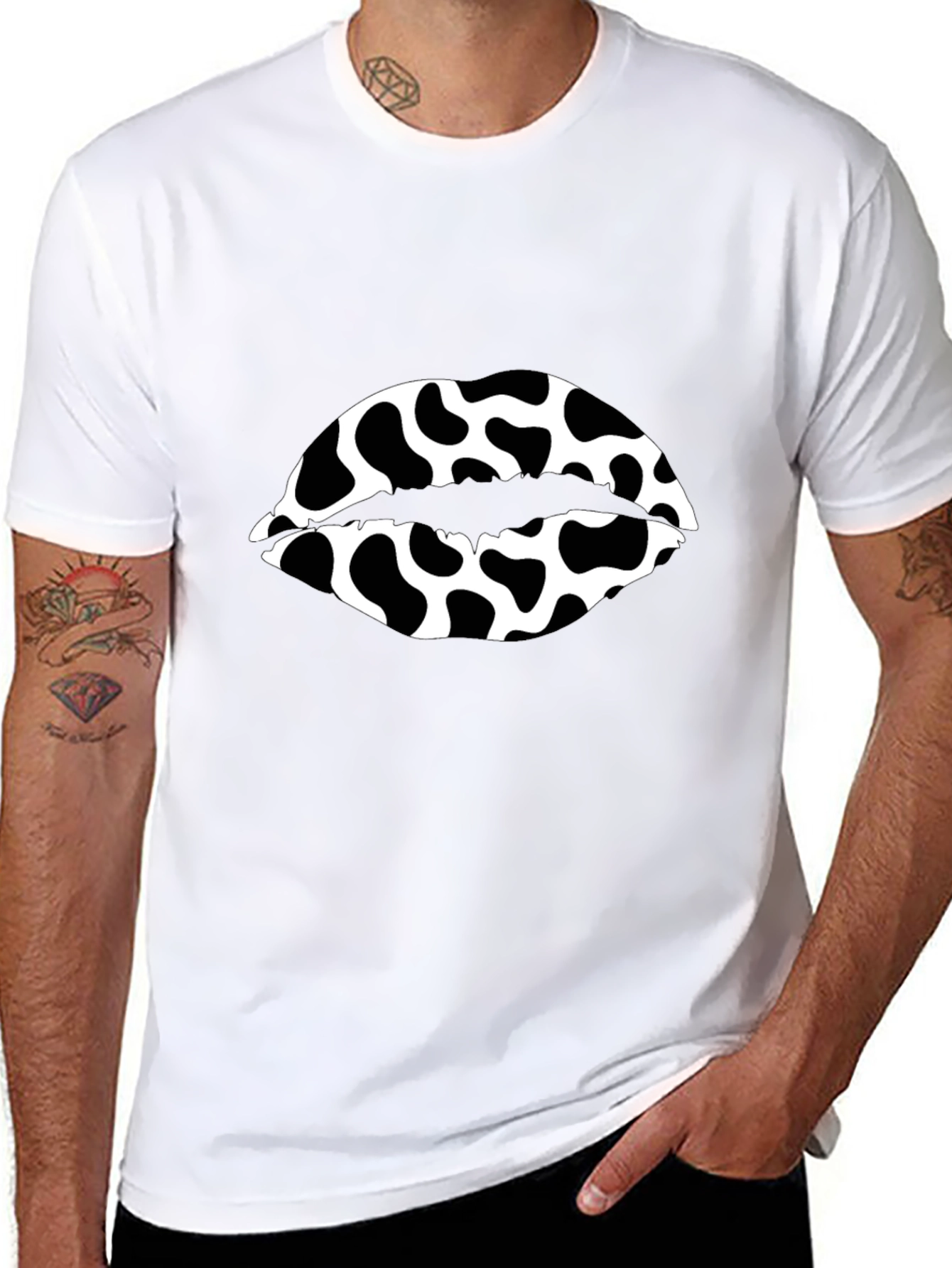 Cow Print Lips Graphic Black T-Shirt