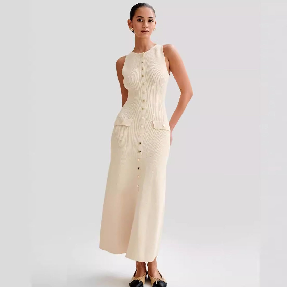 Women's Sleeveless Crewneck Slim-Fit Knitted Dress
