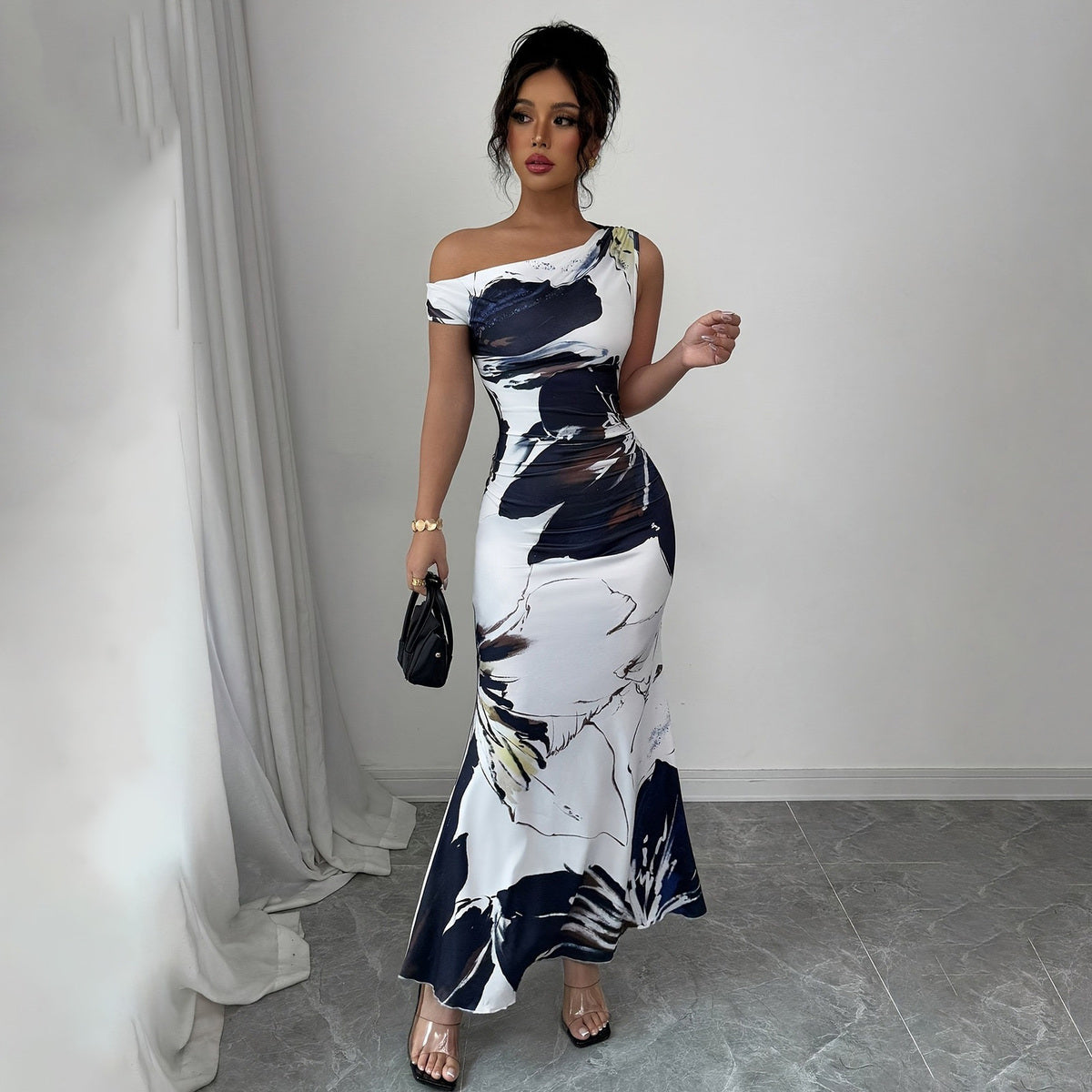 Women's Sexy Floral Printed Slanted Shoulder Sleeveless Tight Maxi Dress