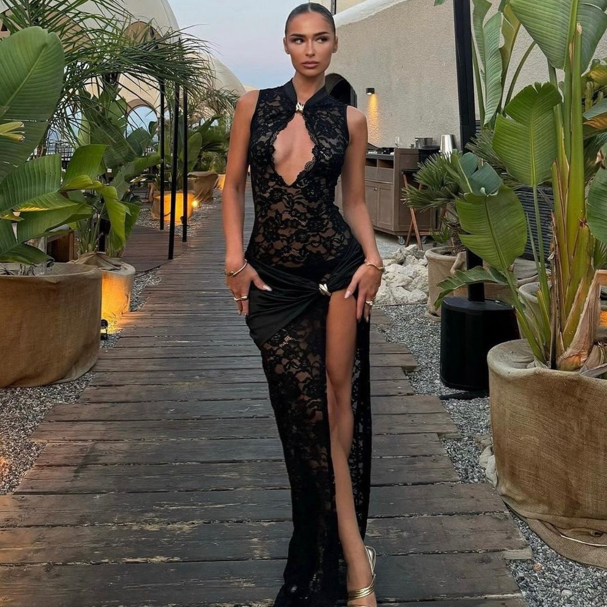 Women's Sexy Lace Hollow Sleeveless Maxi Dress, with High