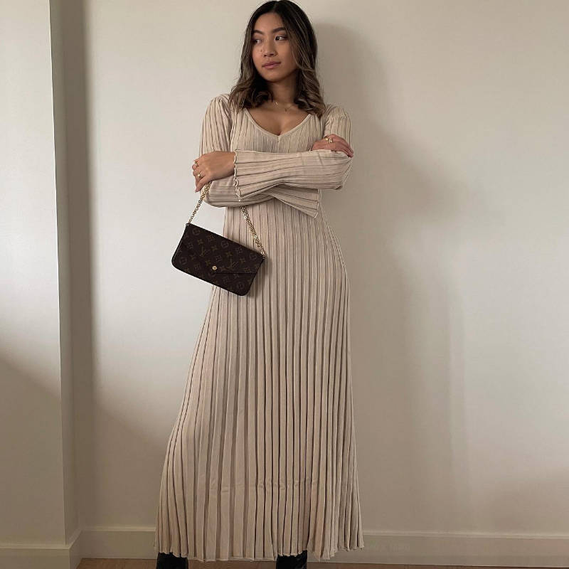 Women's Autumn Winter Elegant Solid Color Casual V-Neck Knitted Long Dress