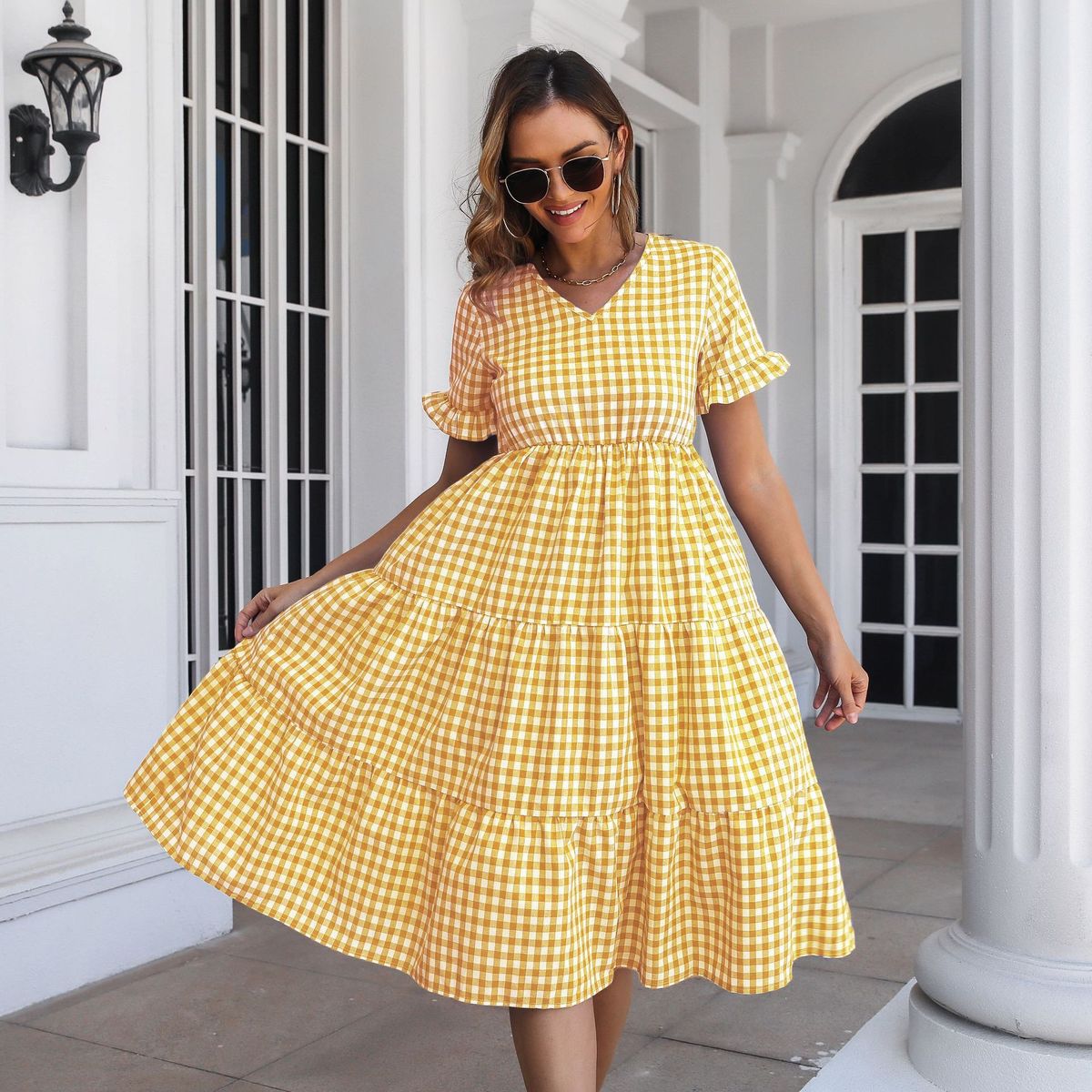 Women's Casual Plaid Printed V-Neck Short Sleeve Ruffled Large Swing Dress