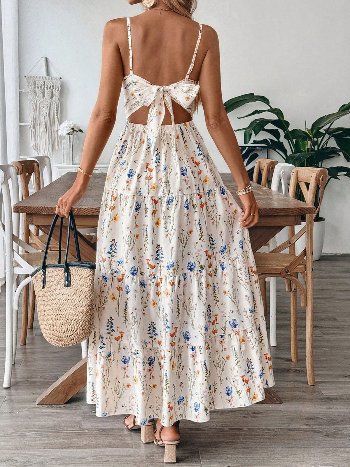 Women's Elegant Summer Boho Vacation Printed Spaghetti Strap Backless Dress