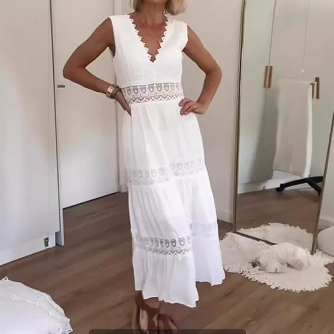 Women's Casual Solid Color Lace V-Neck Sleeveless Backless Loose Dress