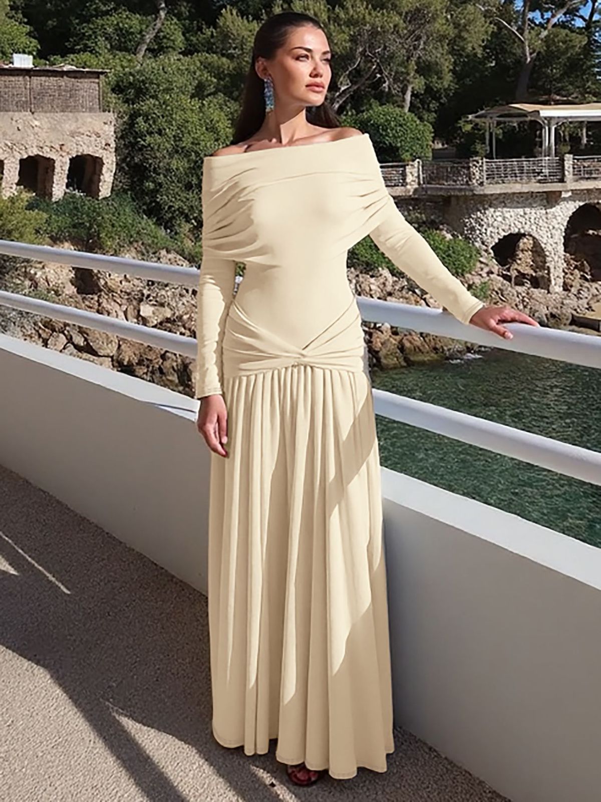Women's Autumn Off-Shoulder Solid Color Long Sleeve Pleated Maxi Dress
