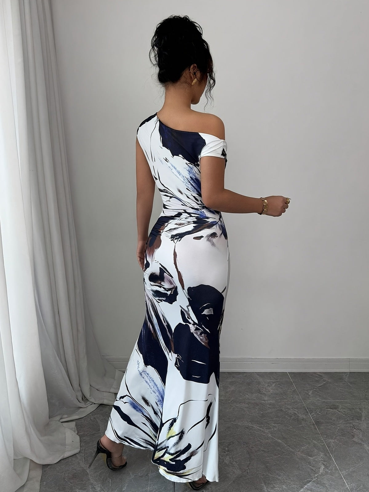 Women's Sexy Floral Printed Slanted Shoulder Sleeveless Tight Maxi Dress