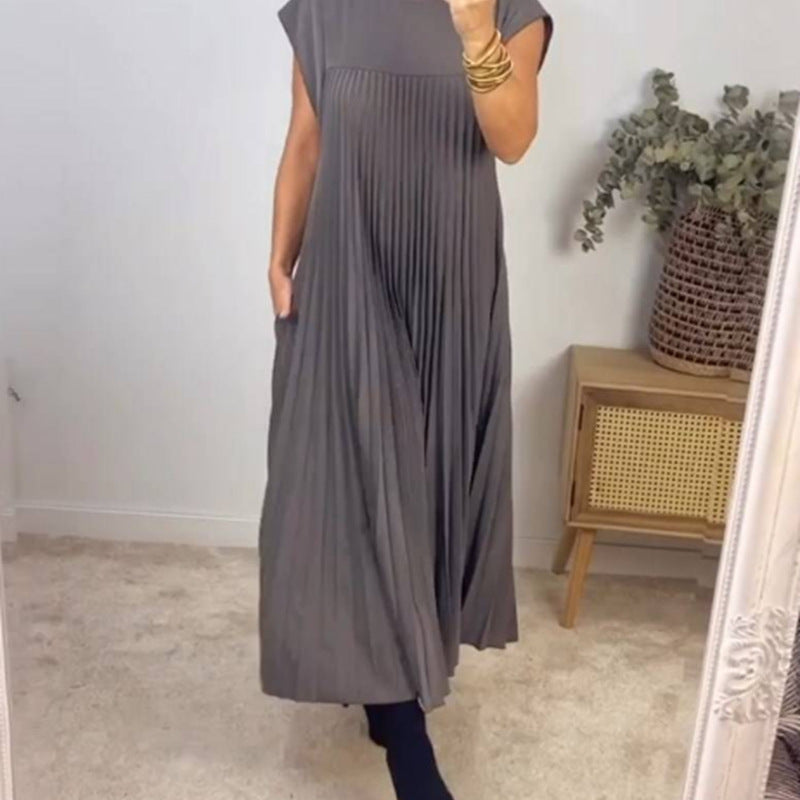 Women's Casual Elegant Round Neck Sleeveless Pleated Maxi Dress