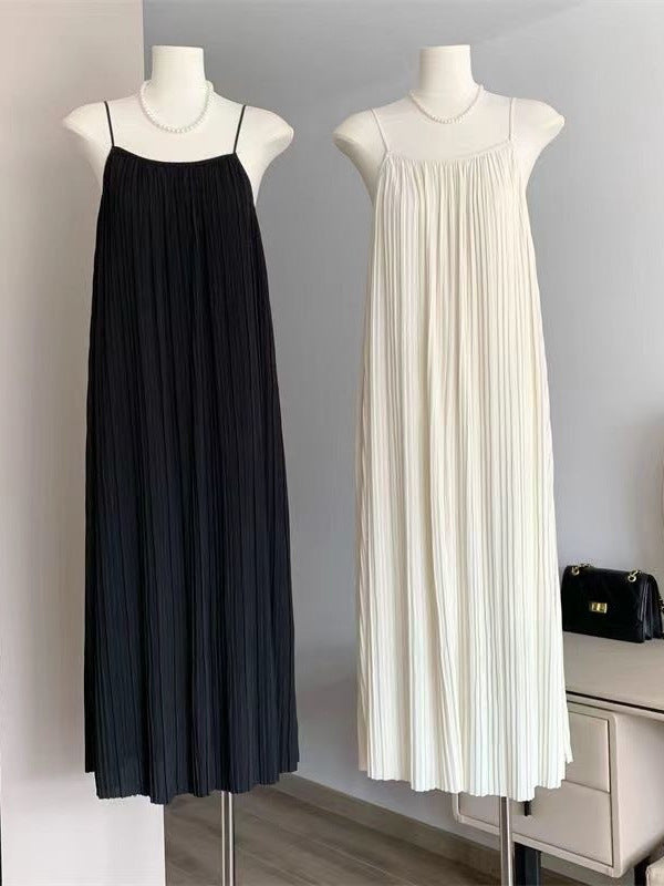 Women's Casual Solid Color Loose Pleated Sling Maxi Dress