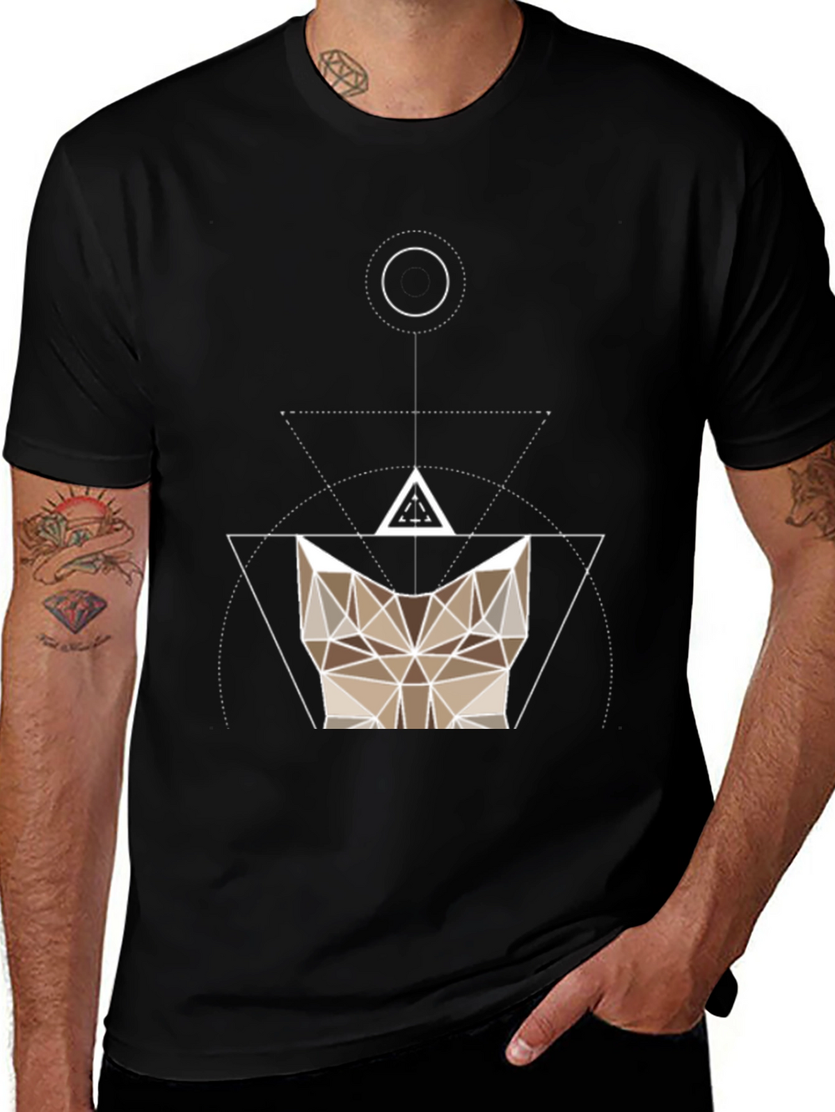Geometric Cat Head Black T-Shirt - Modern Design